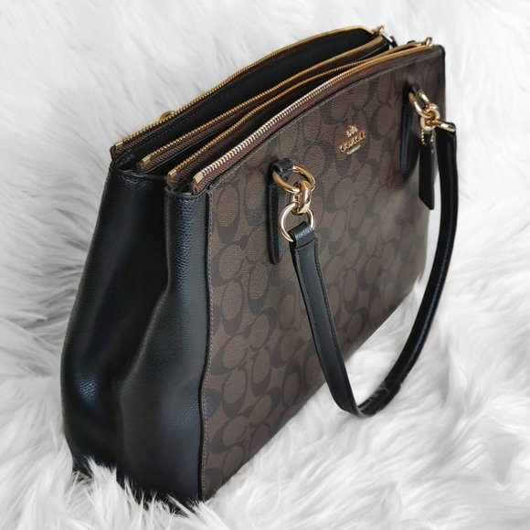 Classic Looking Coach Bag